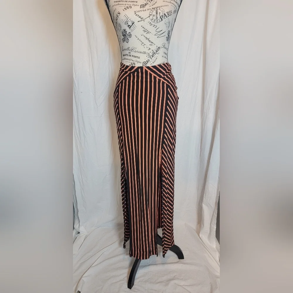 Bebe Double Split Skirt Size Med